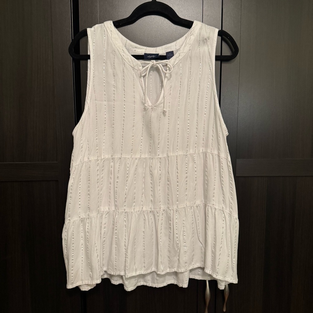 Daytrip White Sleeveless Tank Top​